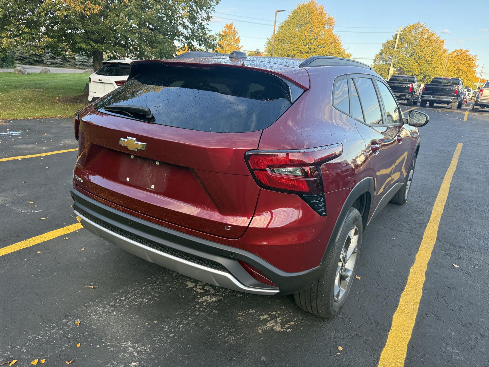 Used 2024 Chevrolet Trax LT SUV