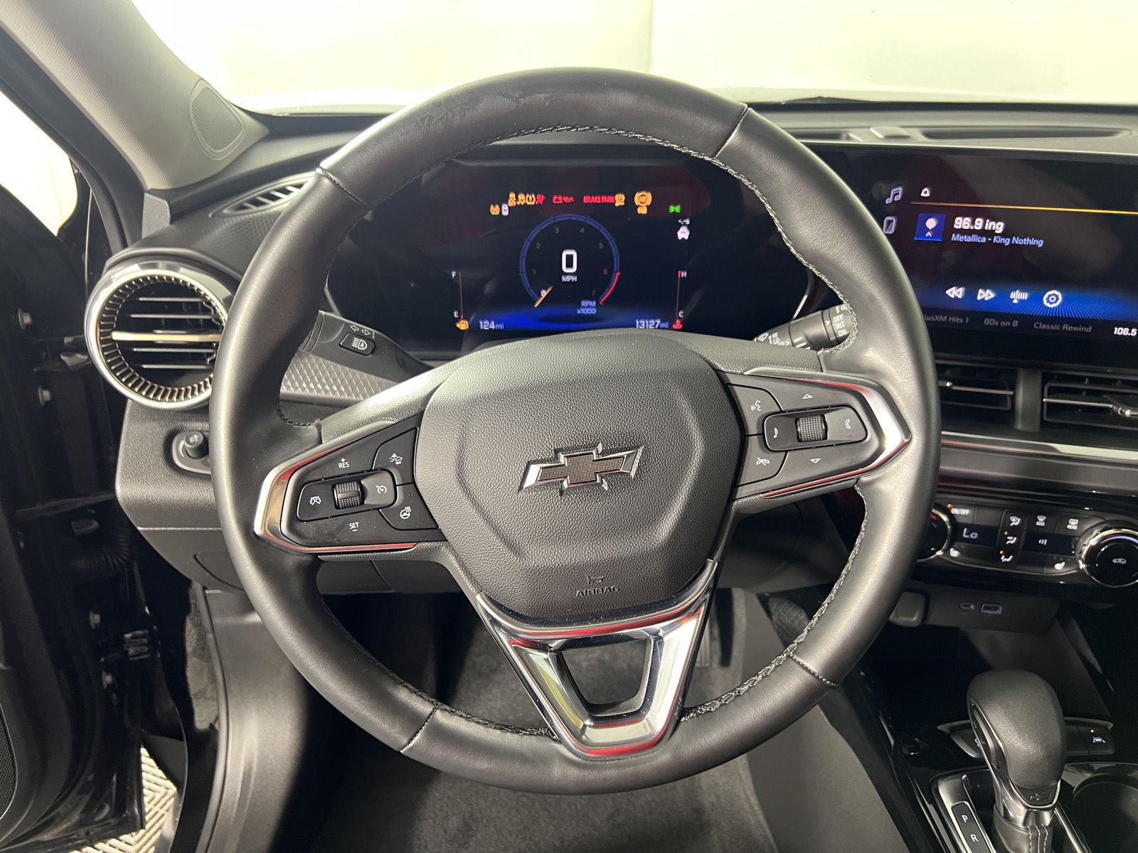 Used 2025 Chevrolet Trax Activ SUV