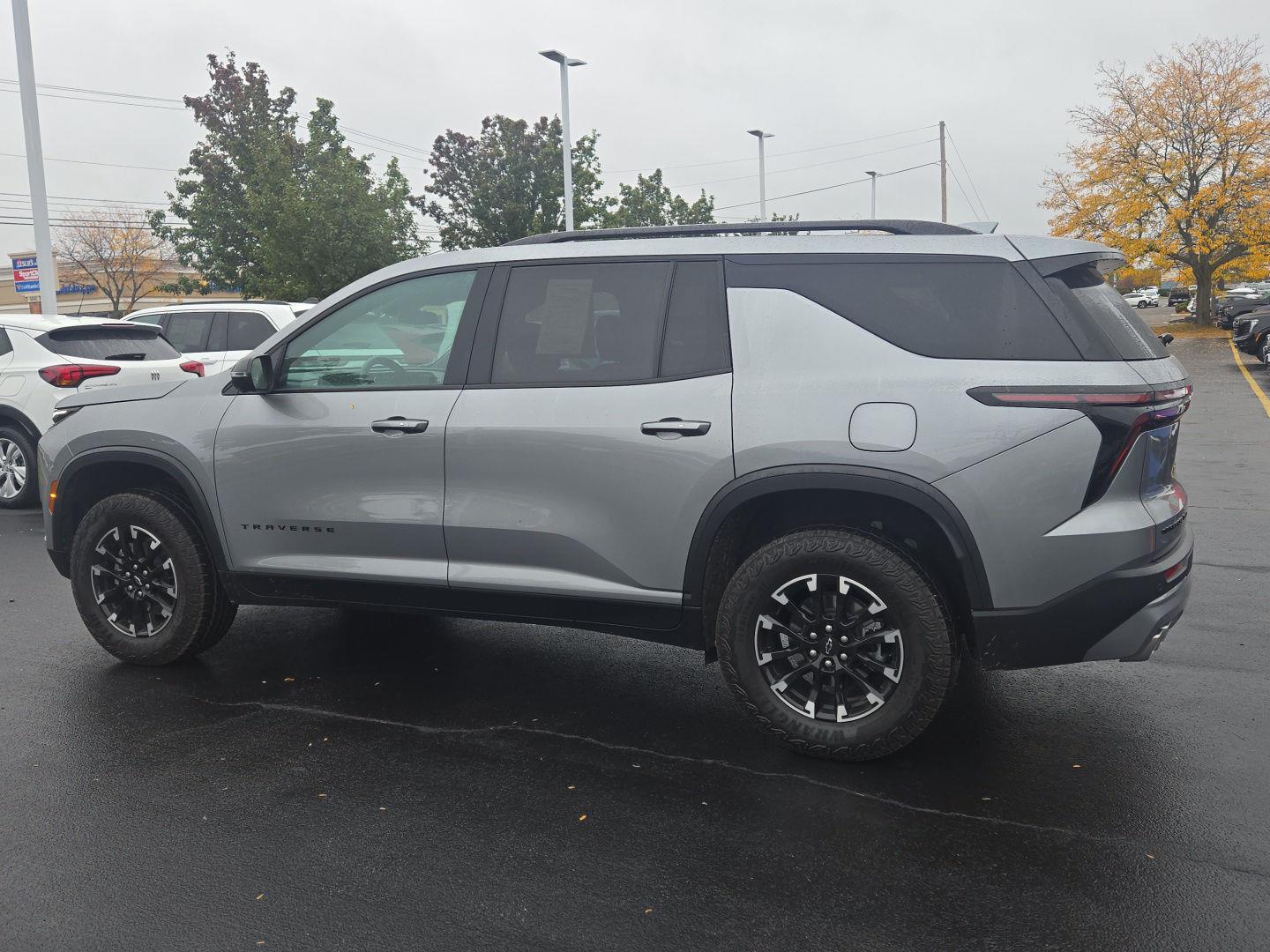 Used 2025 Chevrolet Traverse AWD Z71 SUV