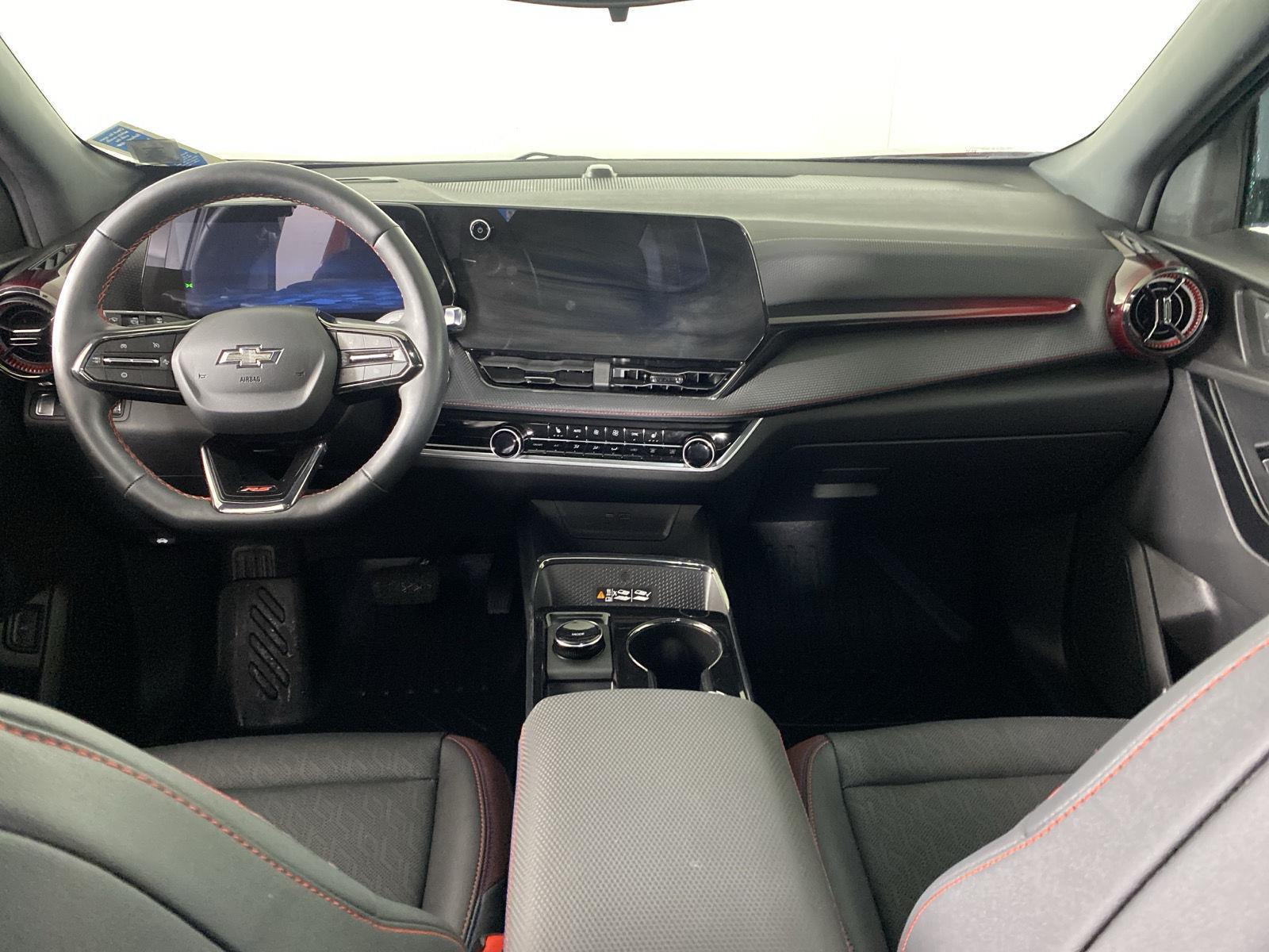 Used 2026 Chevrolet Equinox SUBN