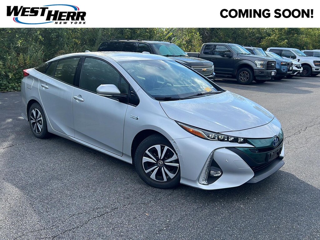 Used 2017 Toyota Prius Prime Advanced Hatchback