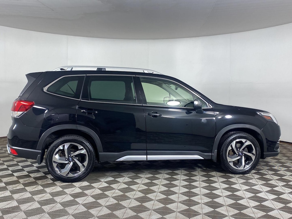 Used 2023 Subaru Forester Touring SUV