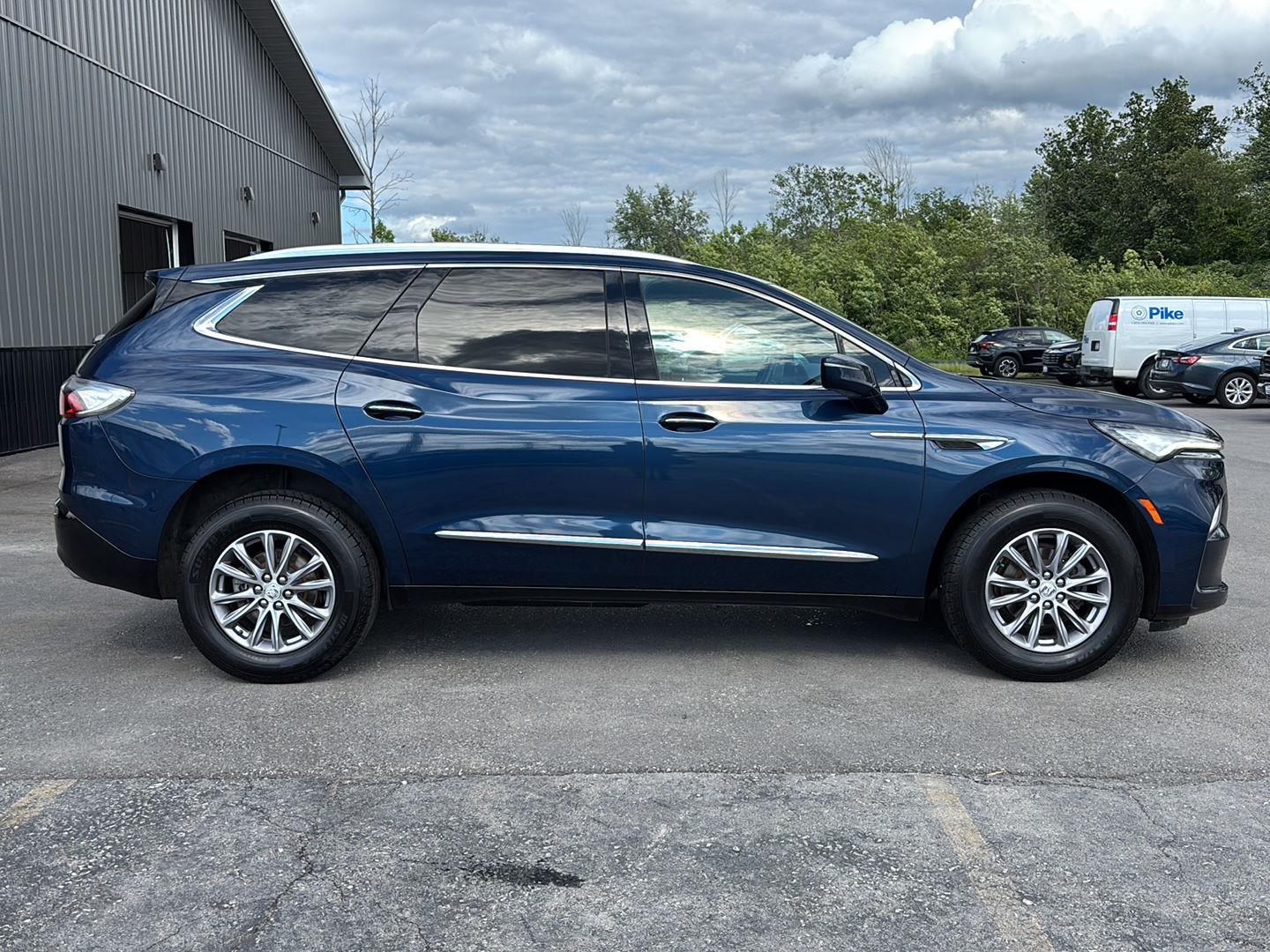 Used 2024 Buick Enclave Essence SUV