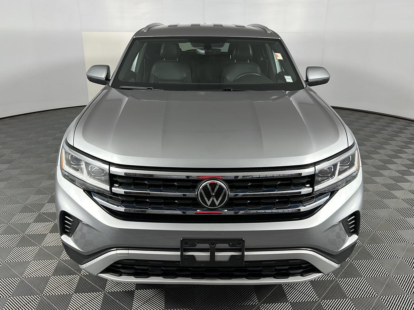 Used 2023 Volkswagen Atlas Cross Sport 2.0T SE SUV