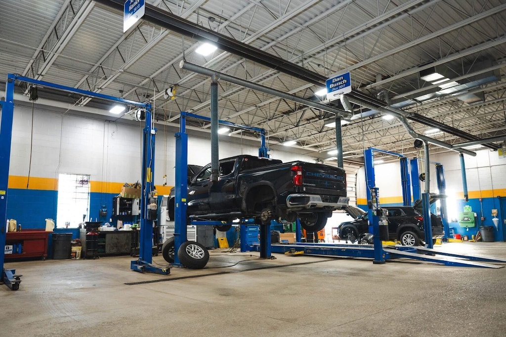 Used 2025 Kia Telluride S SUV