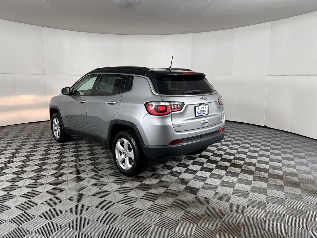 Used 2019 Jeep Compass Latitude SUV