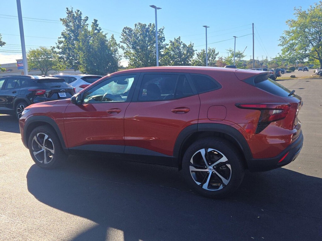 Used 2024 Chevrolet Trax 1RS SUV