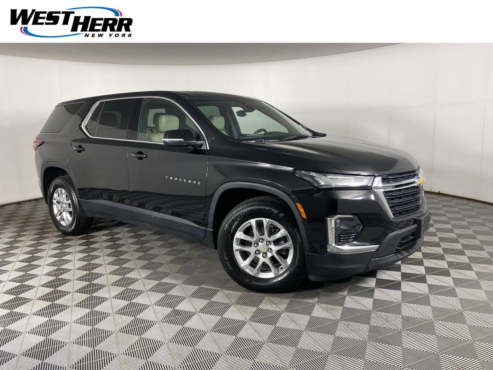 Used 2023 Chevrolet Traverse LS SUV