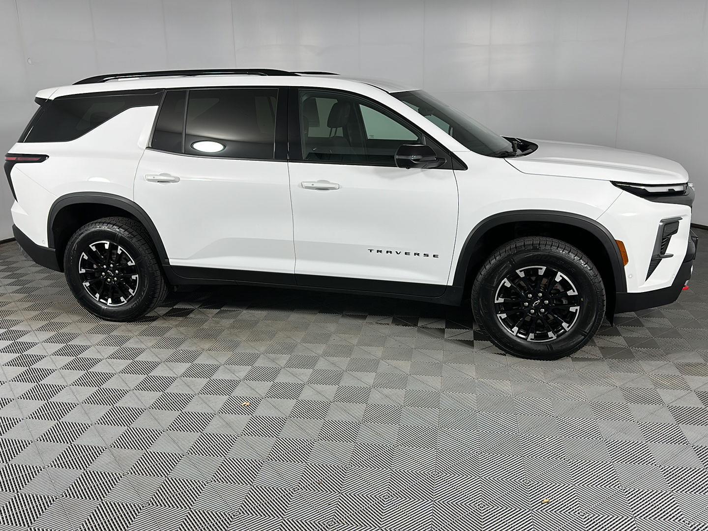 Used 2024 Chevrolet Traverse AWD Z71 SUV