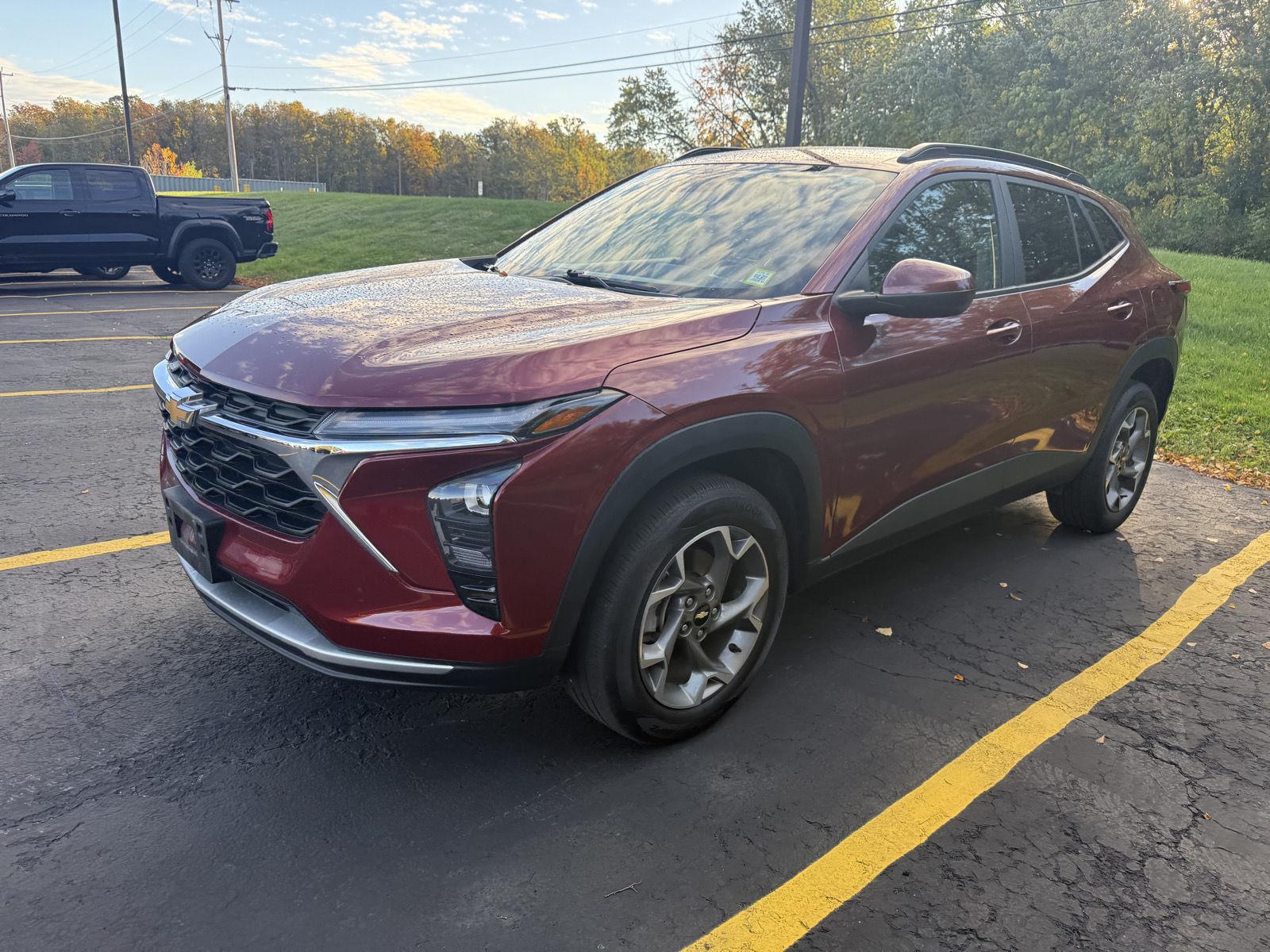 Used 2024 Chevrolet Trax LT SUV