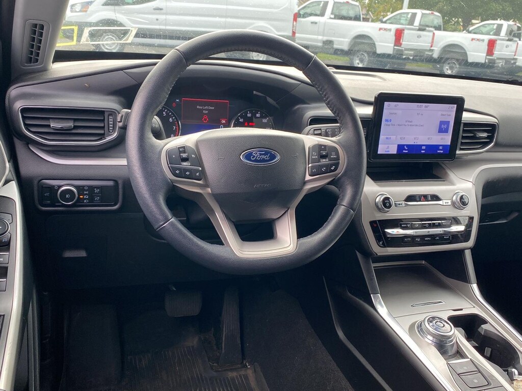 Used 2023 Ford Explorer XLT SUV