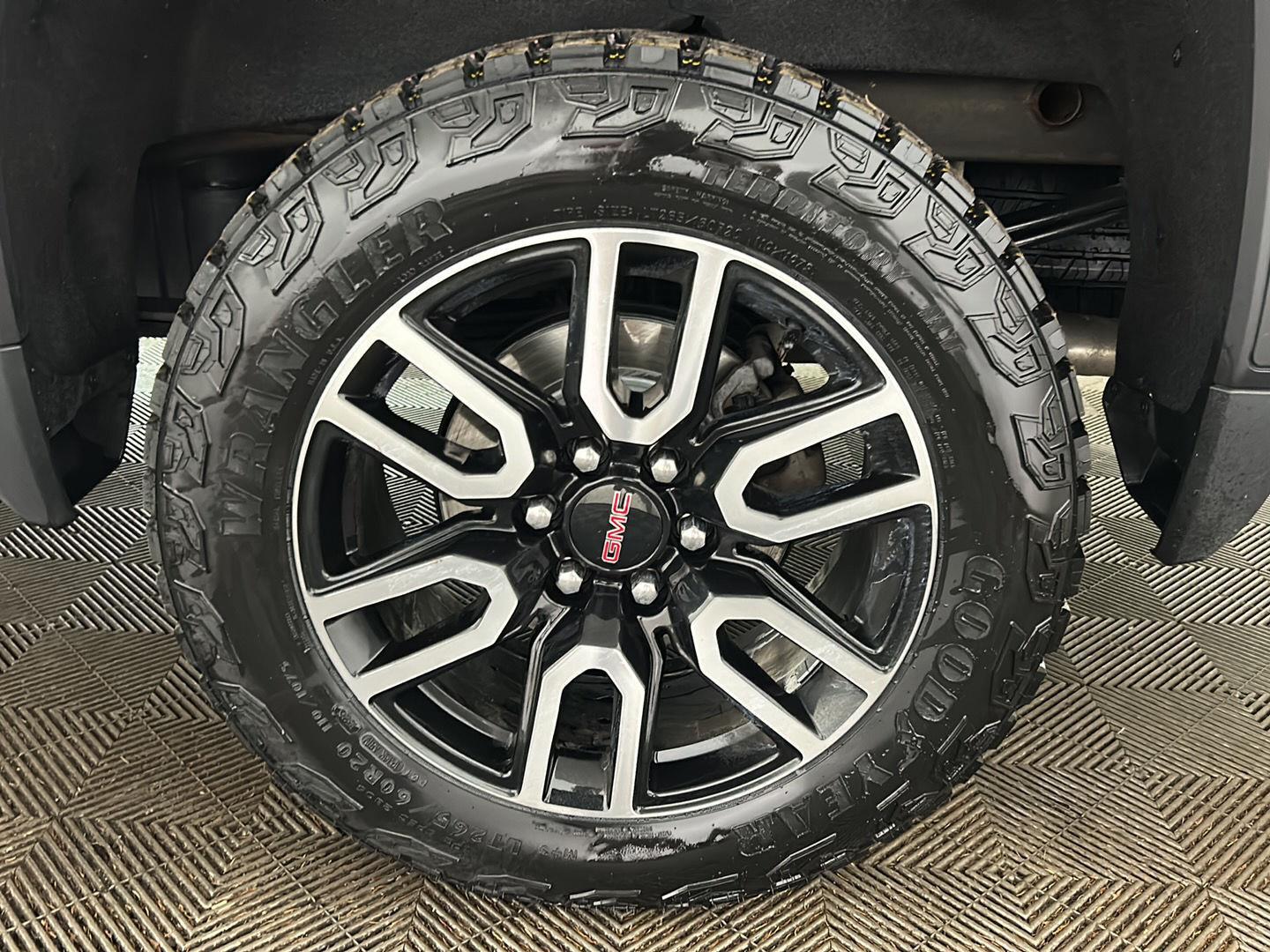 Used 2022 GMC Sierra 1500 Limited AT4 Truck