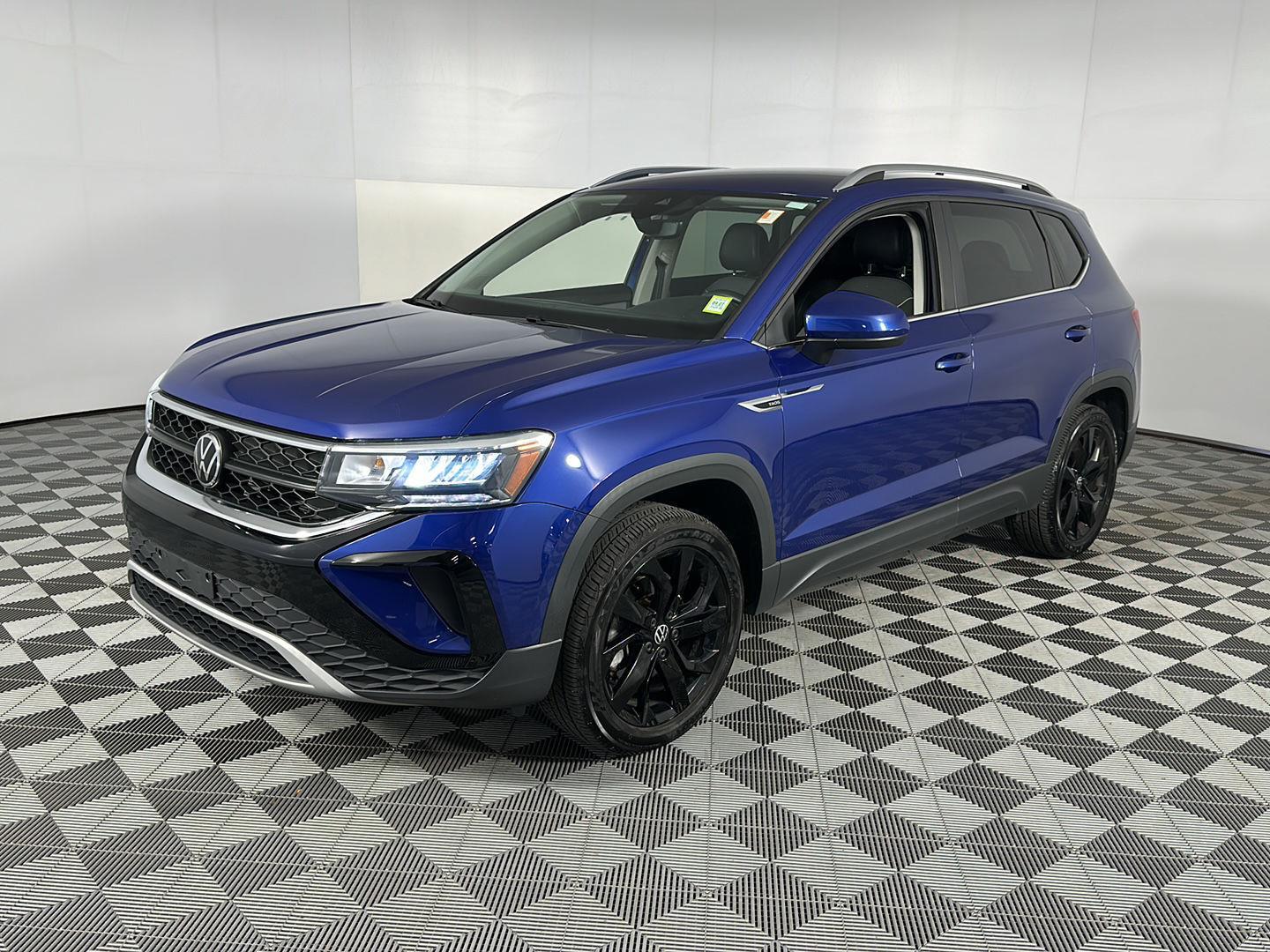 Used 2023 Volkswagen Taos SE SUV