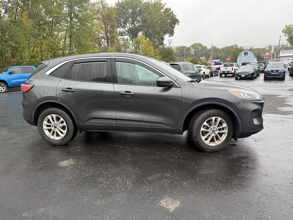 Used 2020 Ford Escape SE SUV