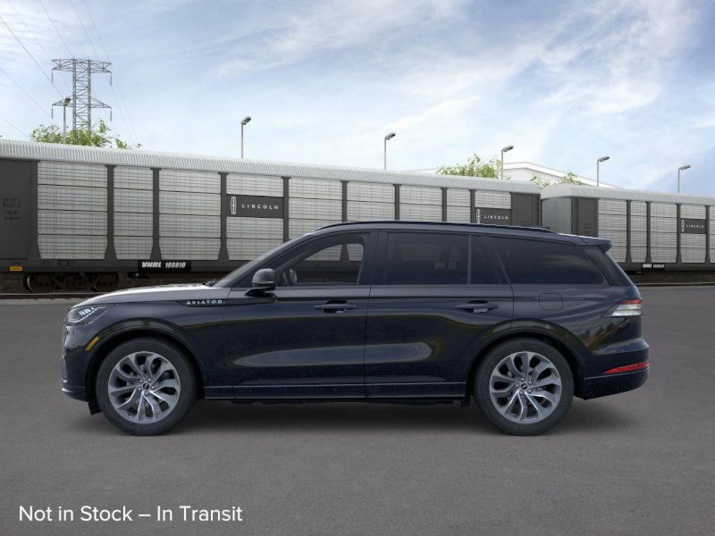 New 2026 Lincoln Aviator Premiere SUV