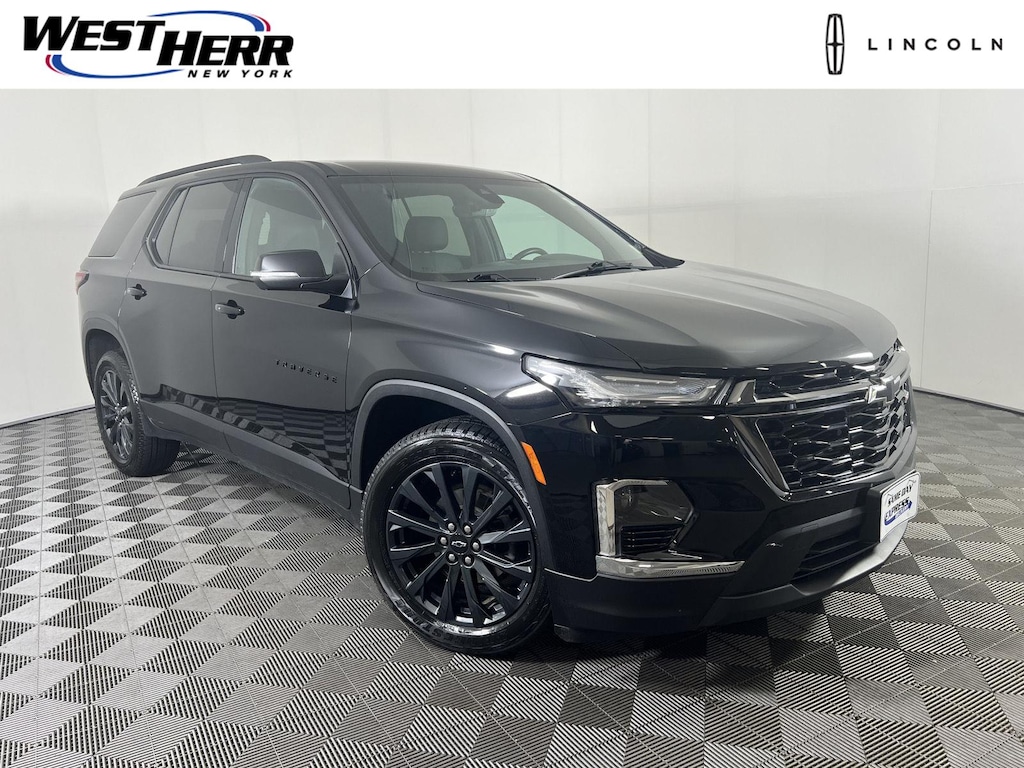 Used 2023 Chevrolet Traverse RS SUV