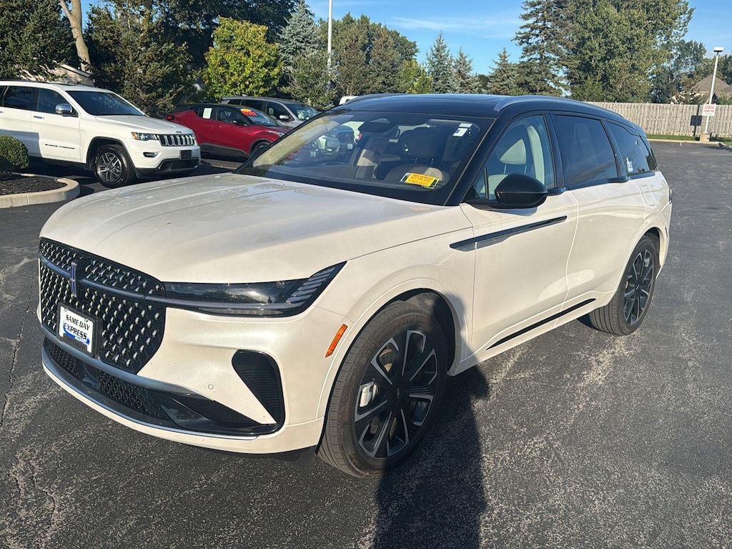 Certified 2025 Lincoln Nautilus Reserve SUV