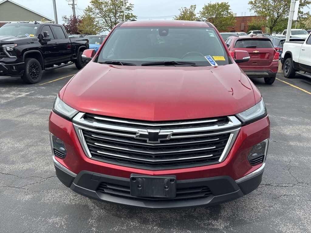 Used 2023 Chevrolet Traverse LT Leather SUV