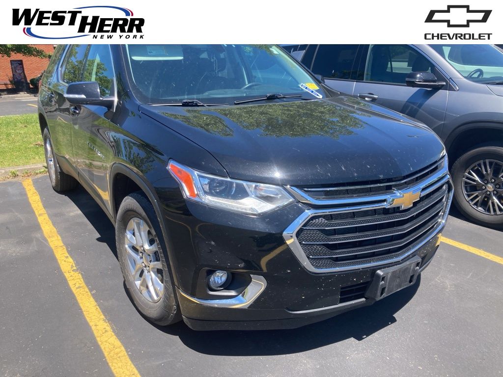 Used 2021 Chevrolet Traverse LT SUV