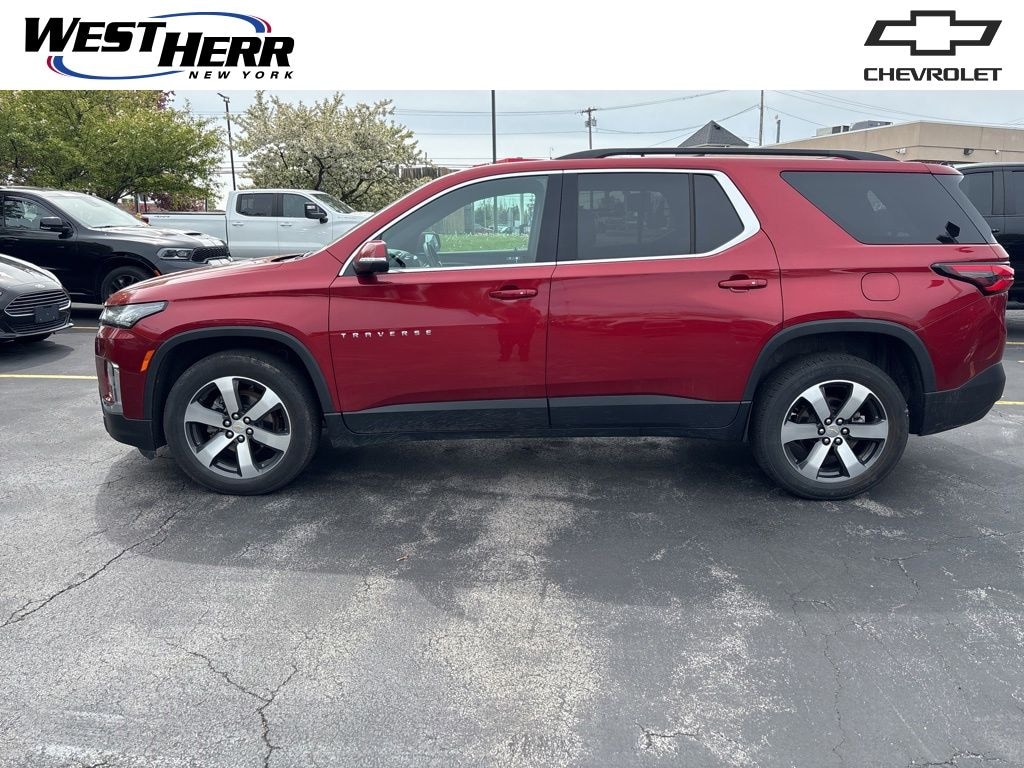 Used 2023 Chevrolet Traverse LT Leather SUV