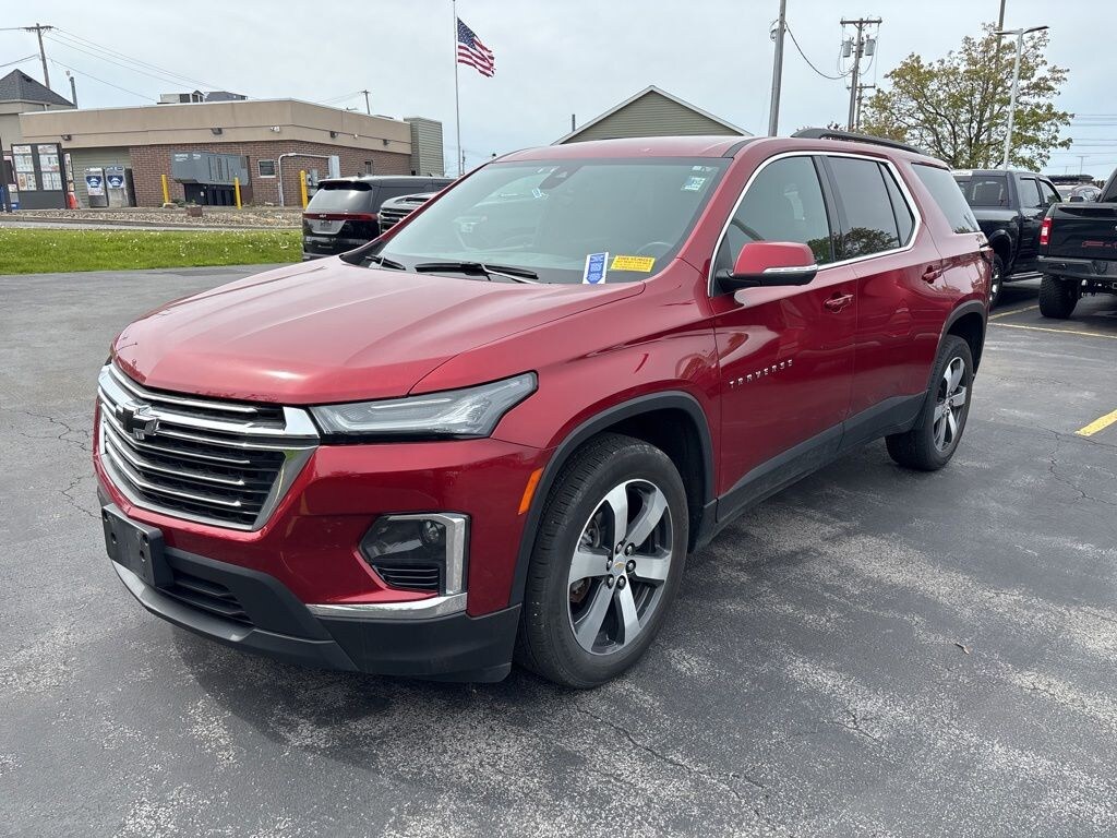 Used 2023 Chevrolet Traverse LT Leather SUV