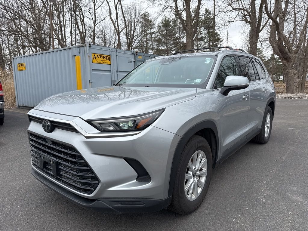 Used 2024 Toyota Grand Highlander XLE SUV