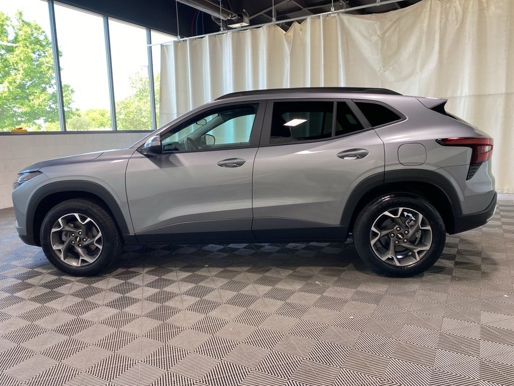 Used 2024 Chevrolet Trax LT SUV