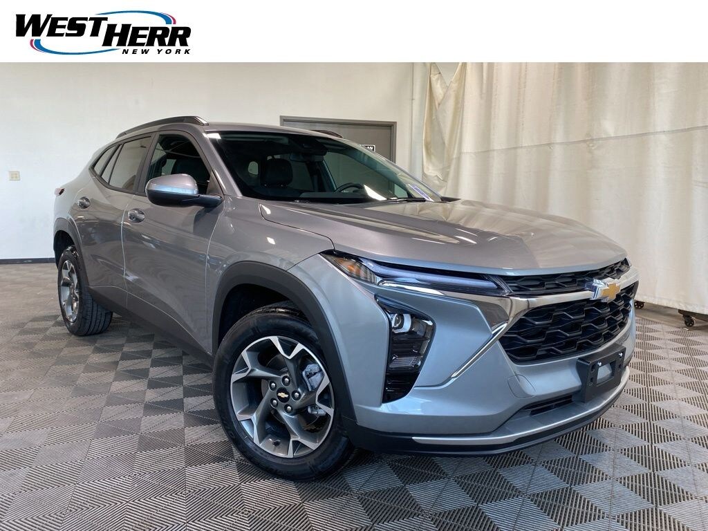 Used 2024 Chevrolet Trax LT SUV