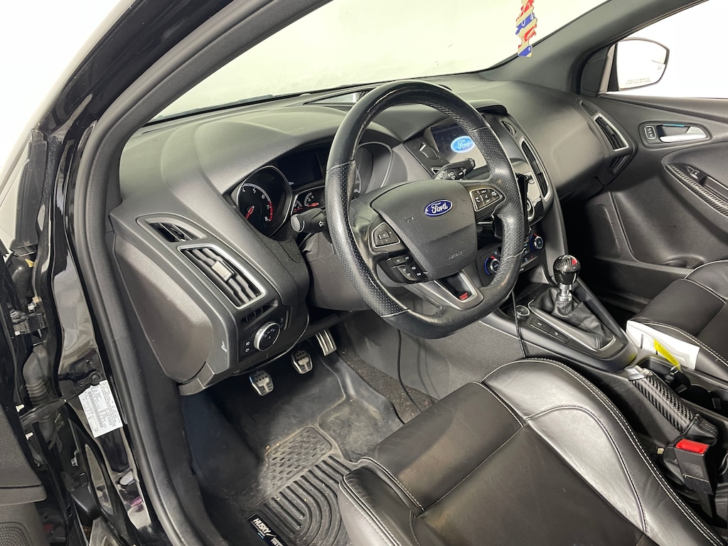 Used 2017 Ford Focus ST ST Hatchback
