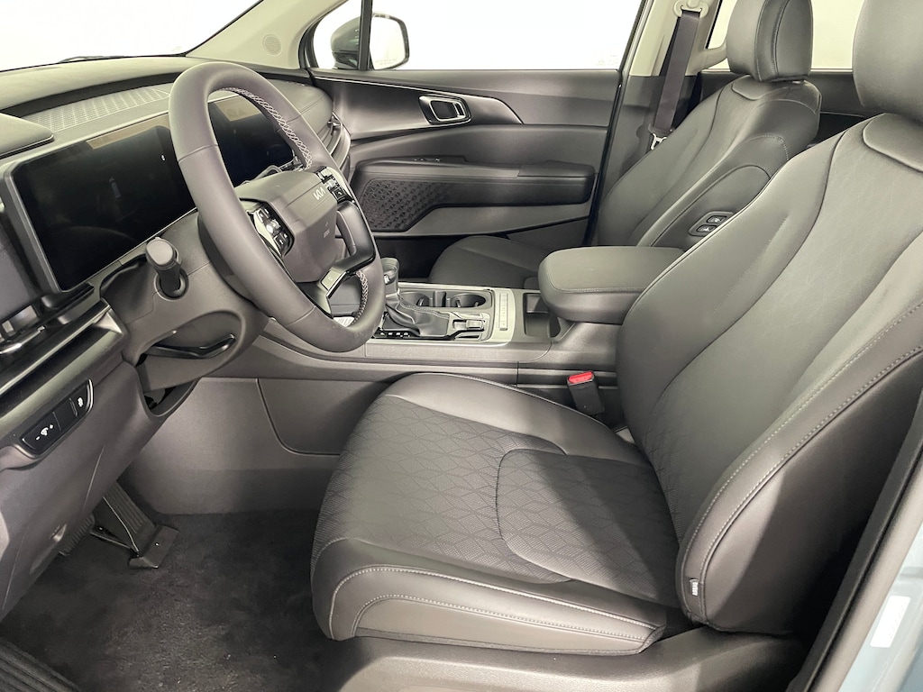 New 2027 Kia Carnival EX Van Passenger Van