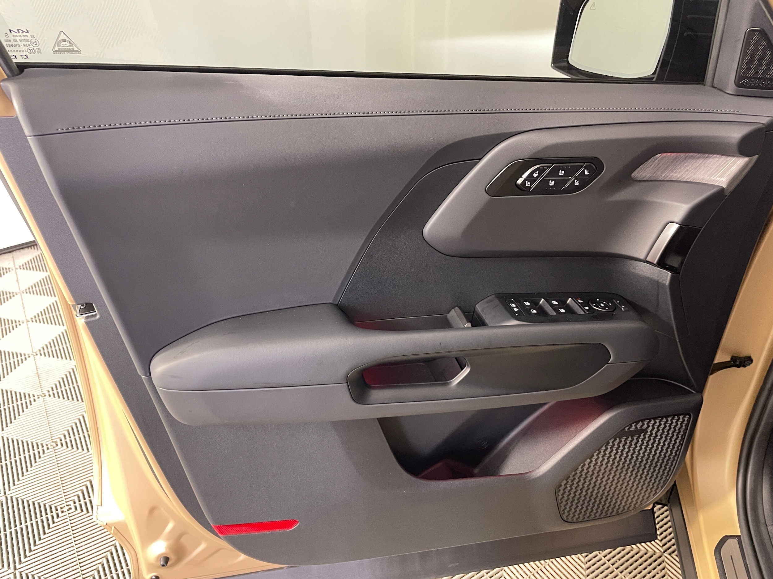 2027 Kia Telluride X-Line SX Prestige - Photo 9