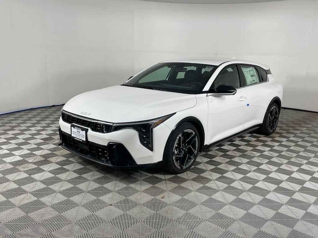 New 2026 Kia K4 GT-Line Hatchback