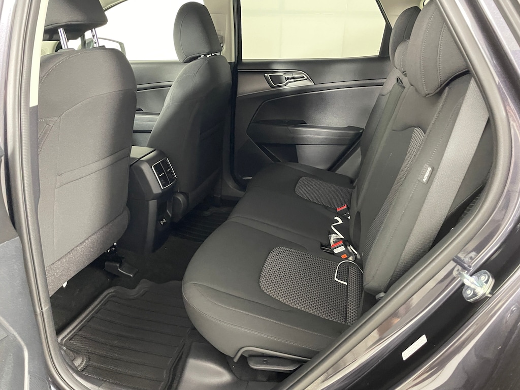 New 2026 Kia Sportage LX SUV