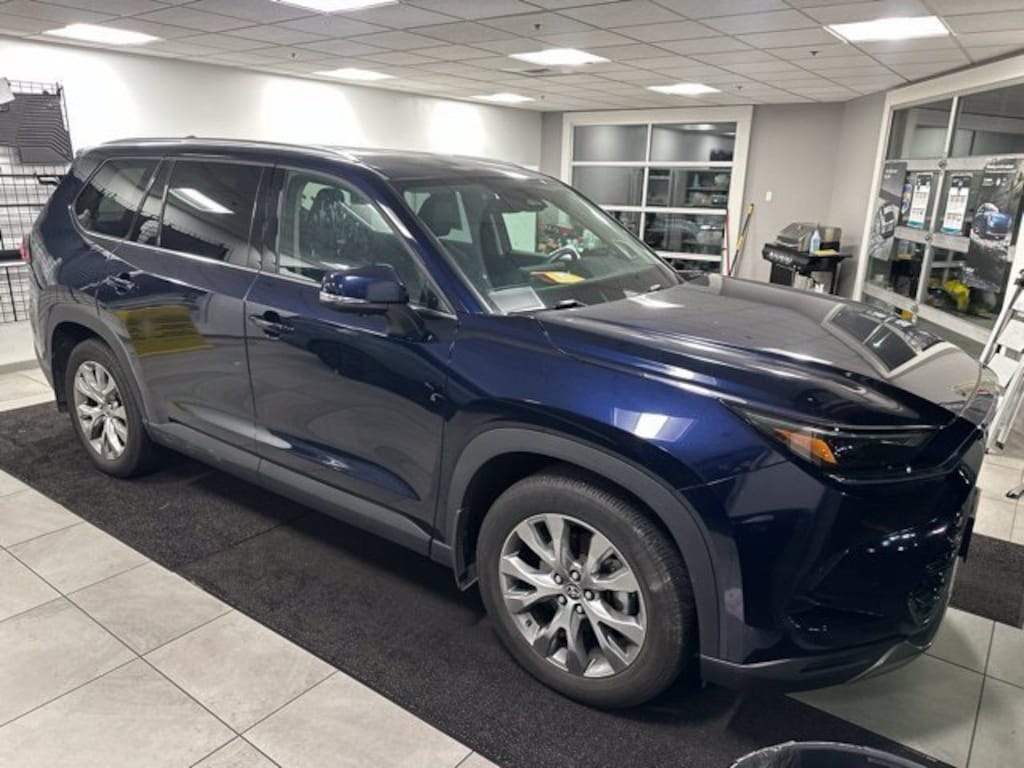 Used 2024 Toyota Grand Highlander Limited SUV