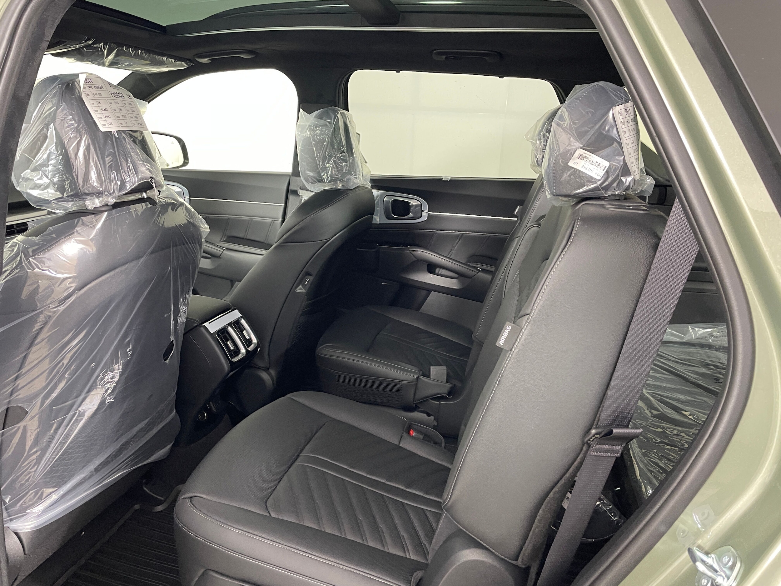 2026 Kia Sorento X-Line SX Prestige - Photo 4