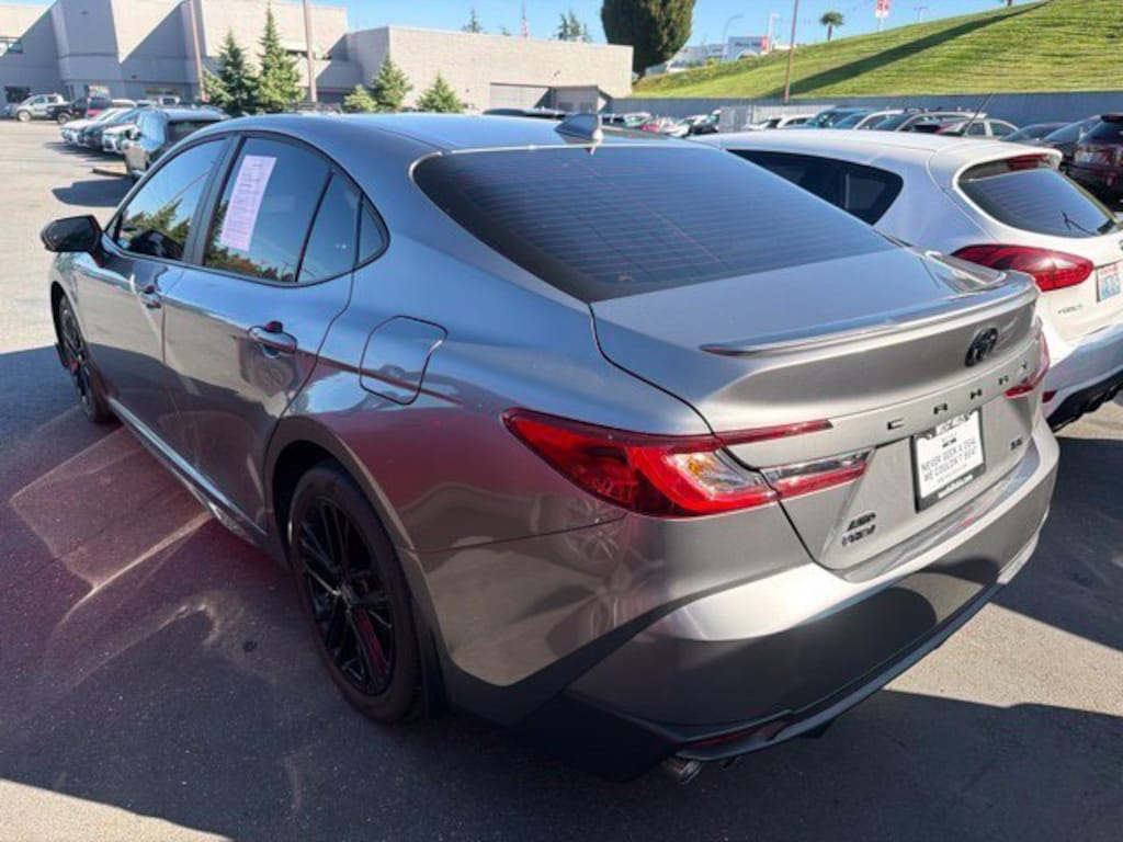 Used 2025 Toyota Camry SE Sedan