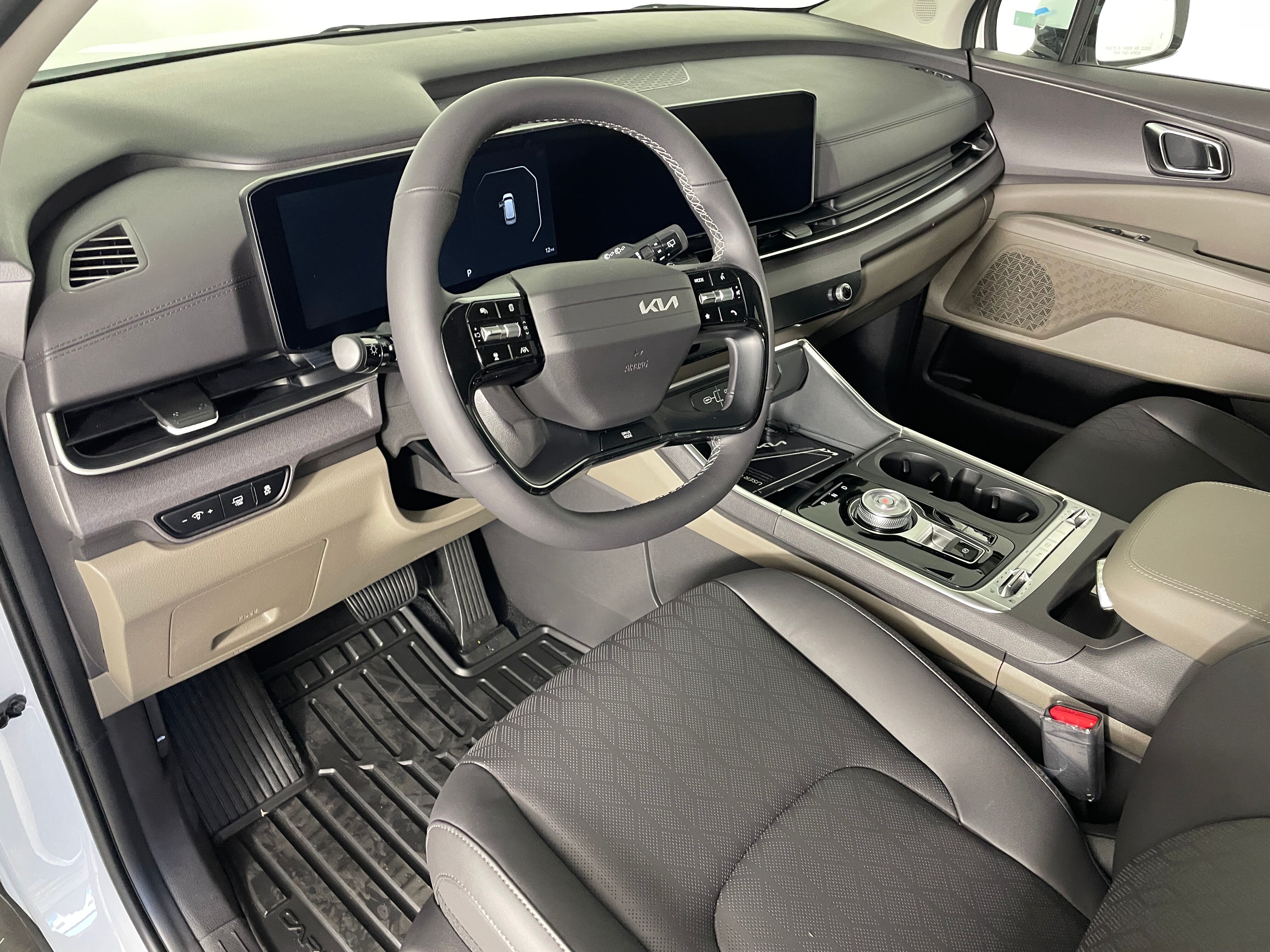 New 2027 Kia Carnival Hybrid SX Minivan/Van