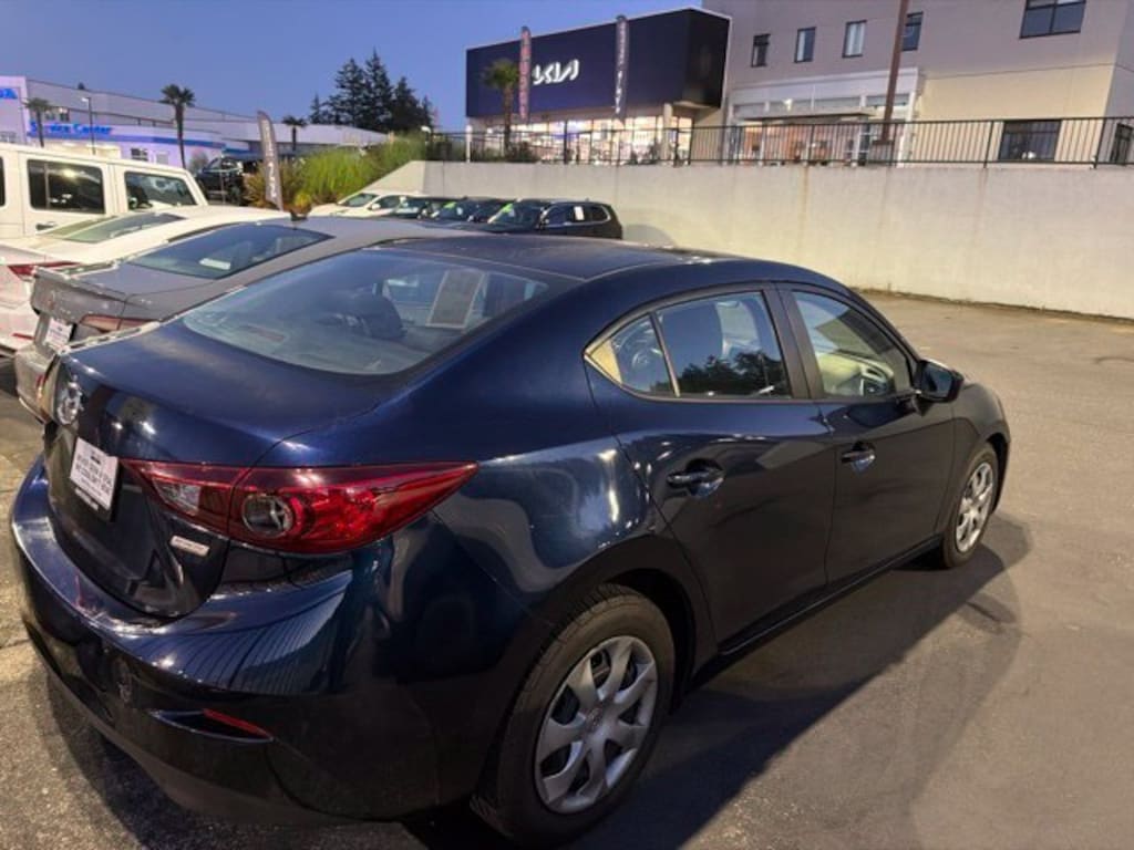 Used 2014 Mazda Mazda3 i Sport Sedan