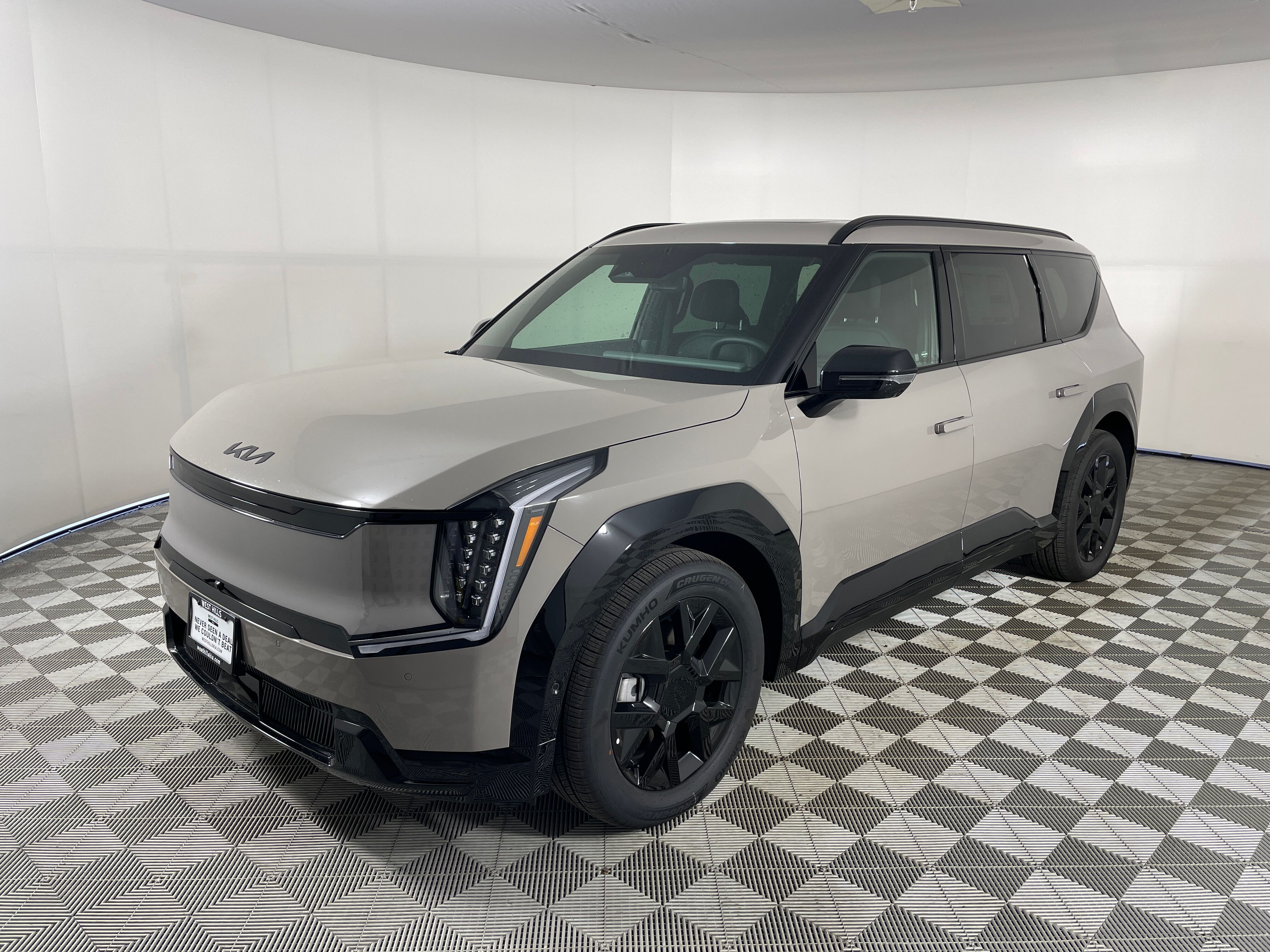 New 2026 Kia EV9 Land SUV
