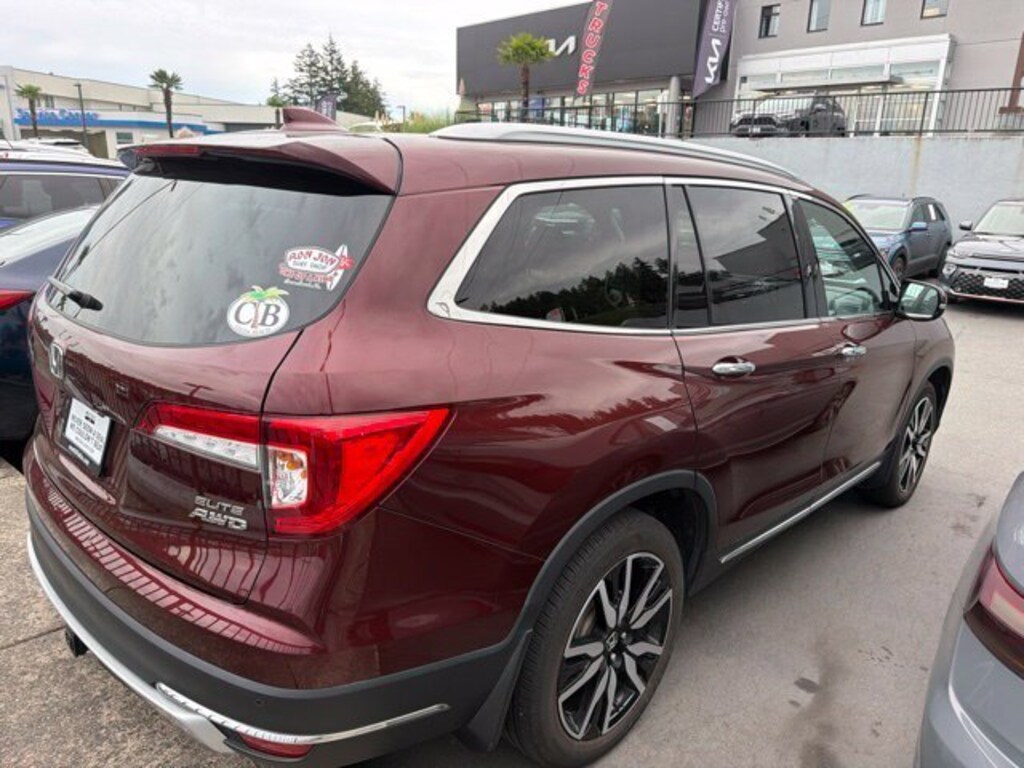 Used 2022 Honda Pilot Elite SUV