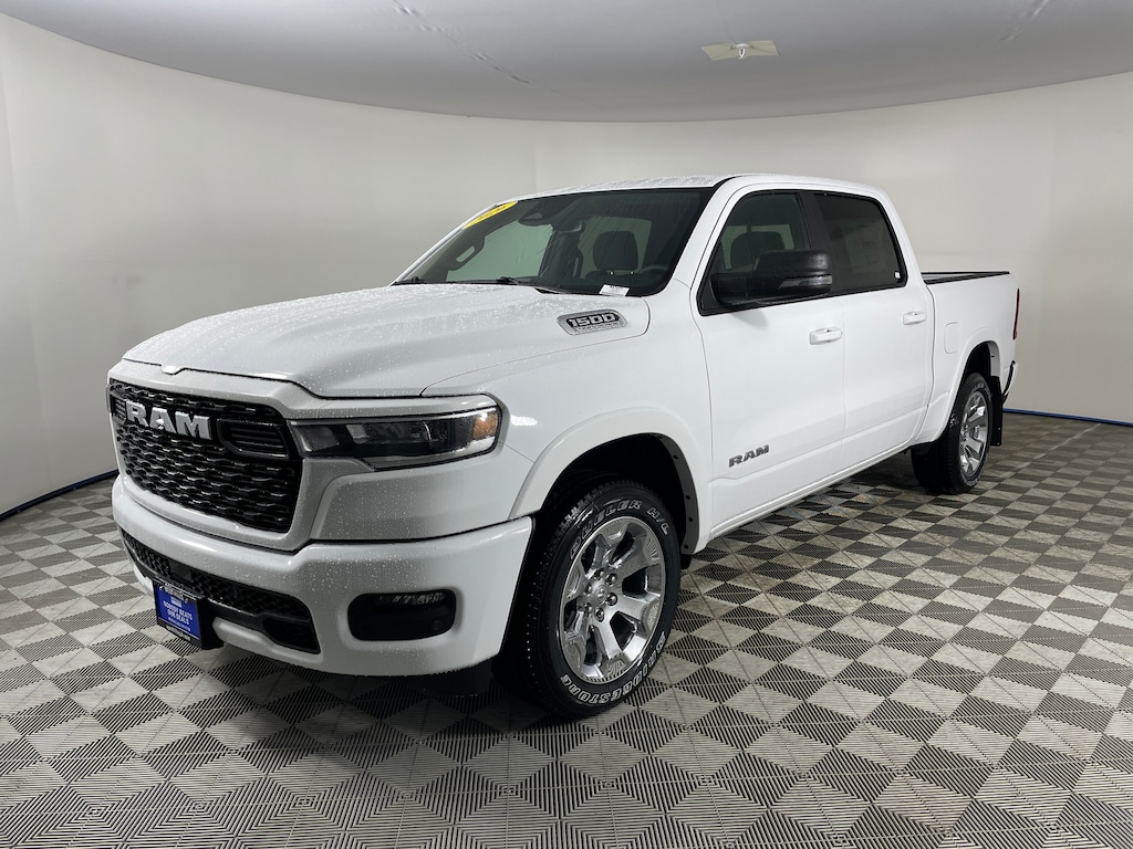New 2026 Ram 1500 BIG HORN CREW CAB 4X4 5'7 BOX Pickup