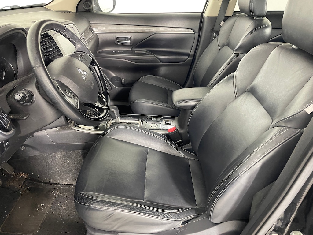Used 2020 Mitsubishi Outlander CUV