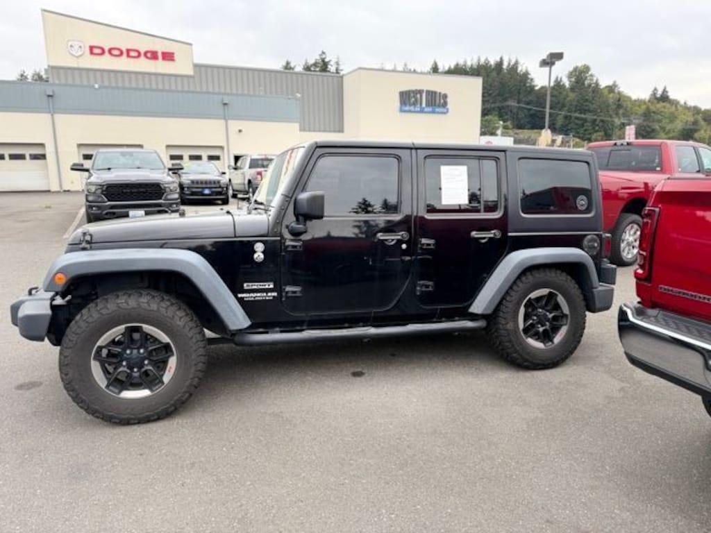 Used 2015 Jeep Wrangler Unlimited Sport SUV