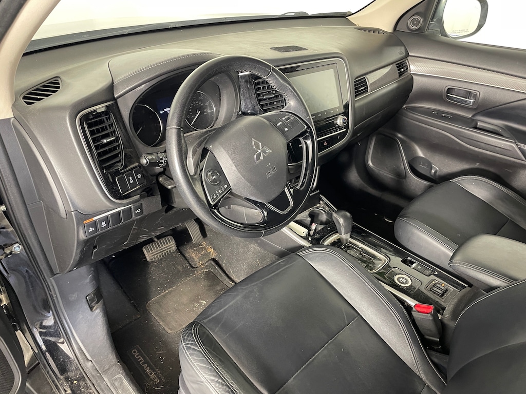 Used 2020 Mitsubishi Outlander CUV