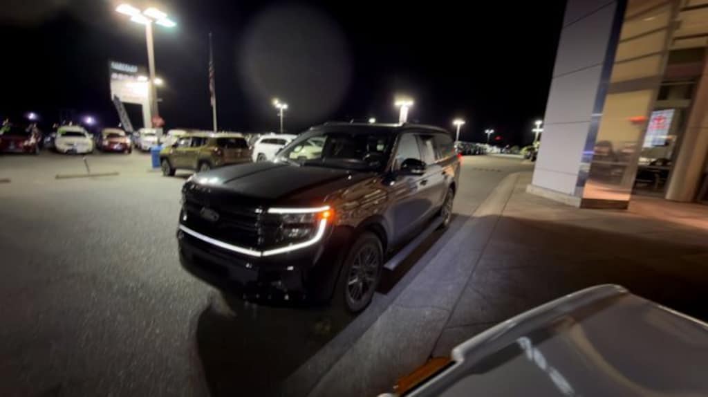 Used 2025 Ford Expedition Max Platinum SUV