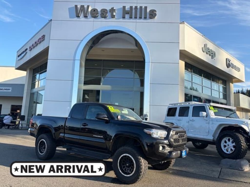 Used 2022 Toyota Tacoma SR5 Truck Access Cab