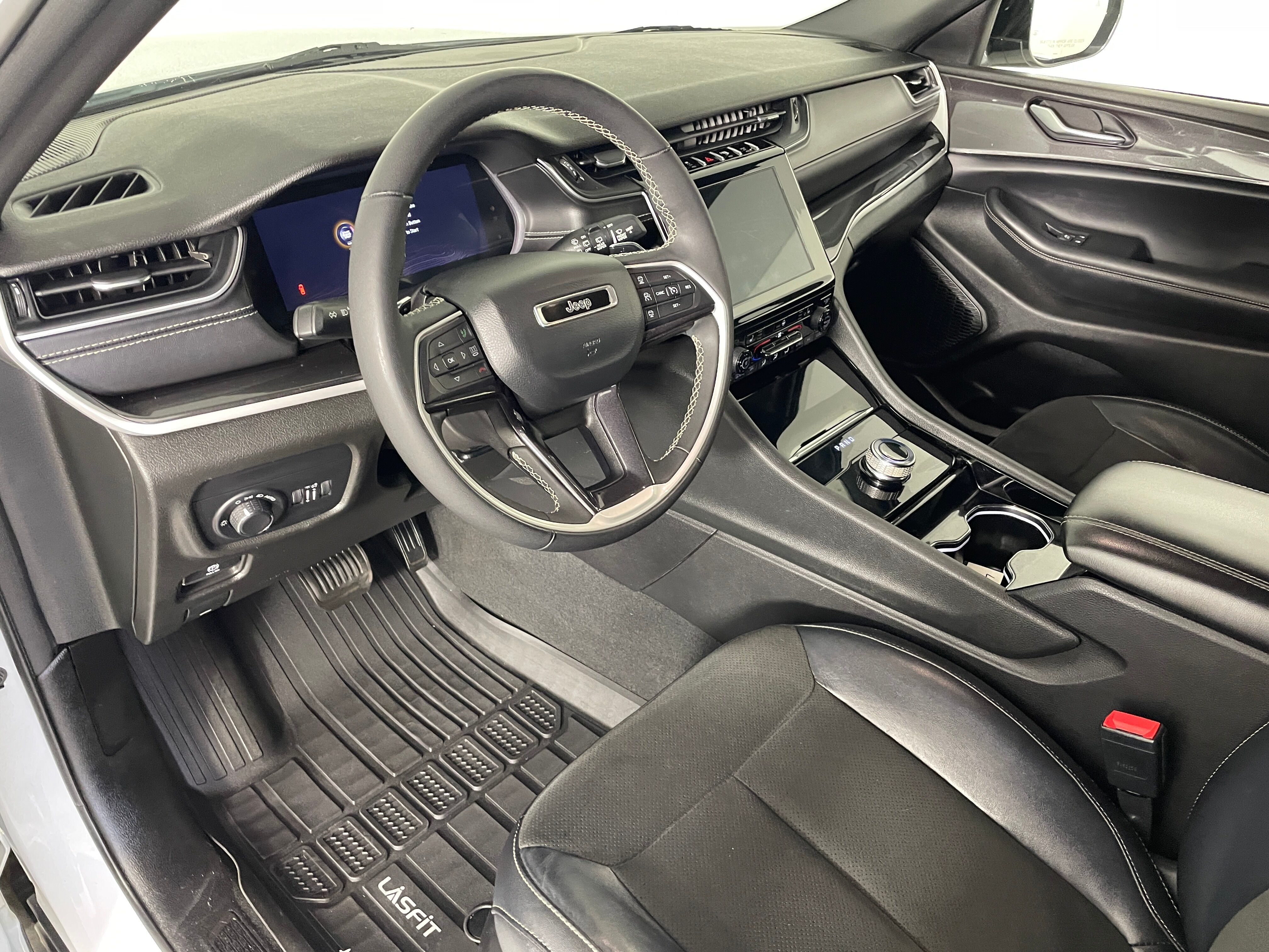 Used 2023 Jeep Grand Cherokee L Altitude SUV