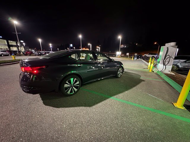 Used 2020 Nissan Altima 2.5 SV Sedan