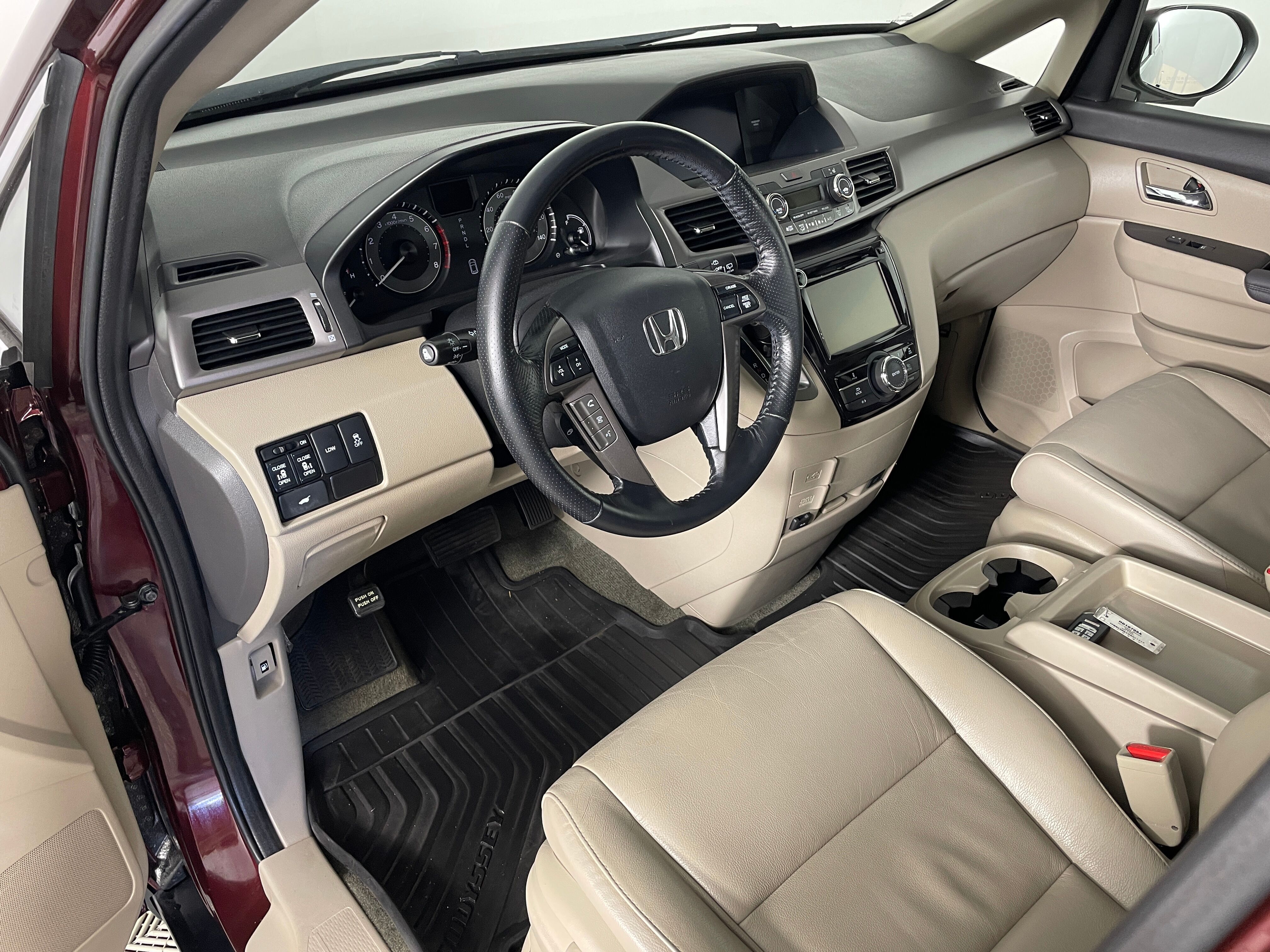 Used 2017 Honda Odyssey EX-L Minivan/Van