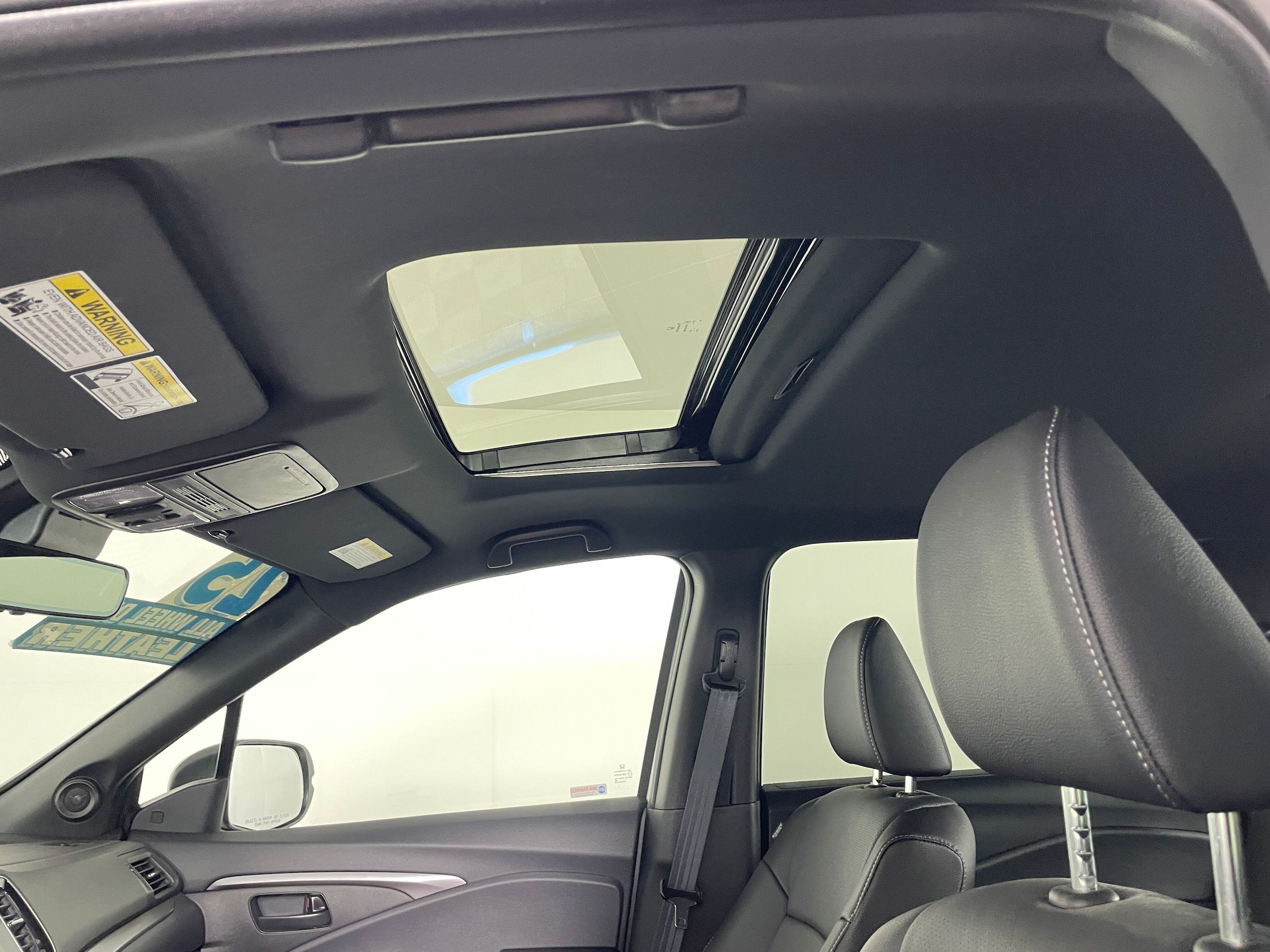 2025 Honda Passport EX-L - Photo 16